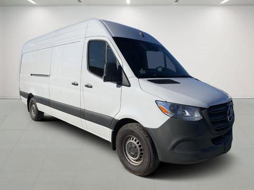 2024 Mercedes-Benz Sprinter 2500