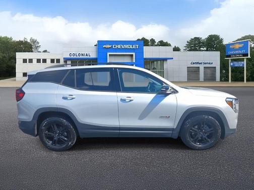 2022 GMC Terrain AT4