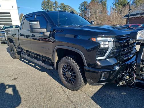 Black 2024 Chevrolet Silverado 2500 LTZ
