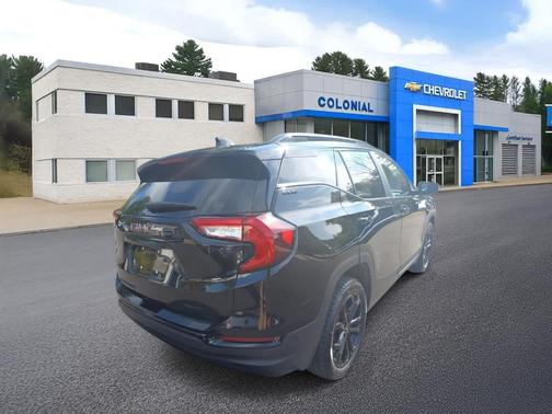 2022 GMC Terrain SLE