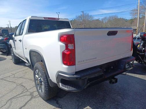 2025 Chevrolet Silverado 2500 Custom