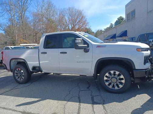 2025 Chevrolet Silverado 2500 Custom