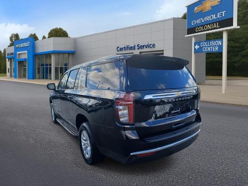 2023 Chevrolet Suburban LT