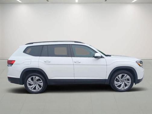 2023 Volkswagen Atlas 2.0T SE