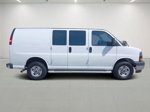 2021 GMC Savana 2500 Work Van