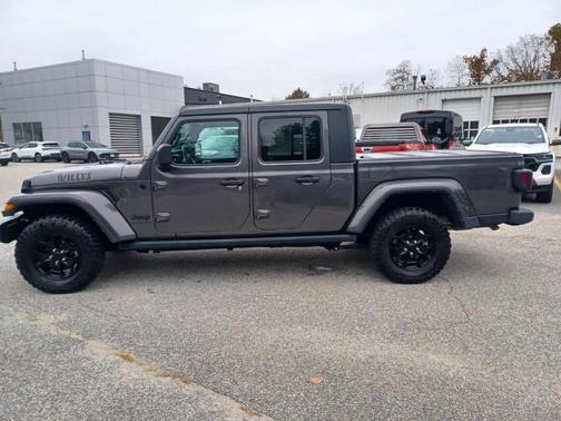 2021 Jeep Gladiator Sport
