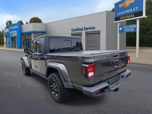 2021 Jeep Gladiator Sport