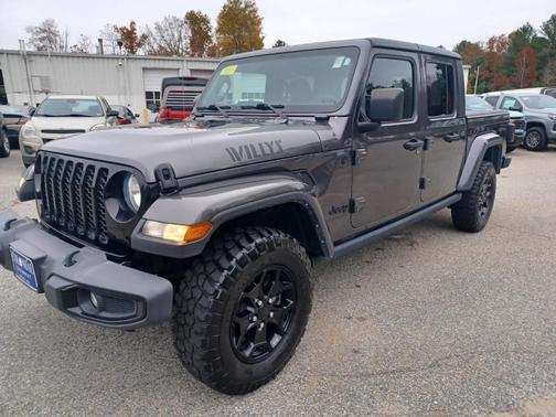 2021 Jeep Gladiator Sport