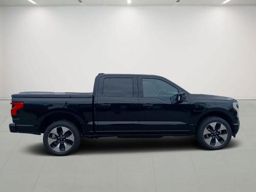 2023 Ford F-150 Lightning Platinum