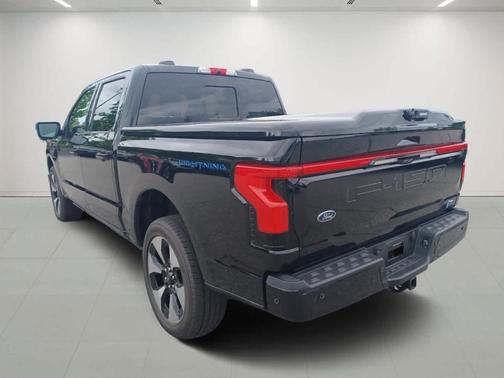 2023 Ford F-150 Lightning Platinum