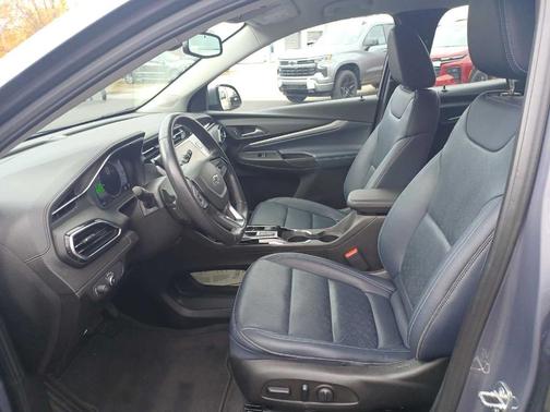 2022 Chevrolet Bolt EUV LT