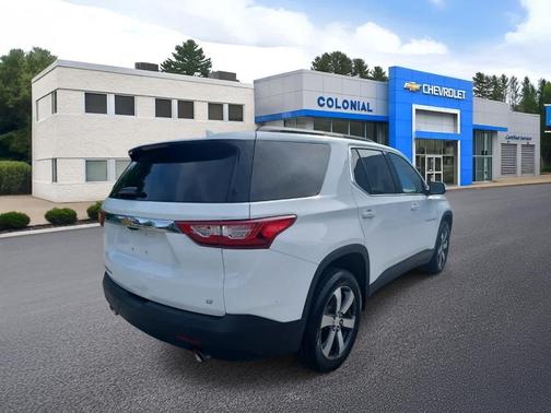 Summit White 2020 Chevrolet Traverse LT Leather