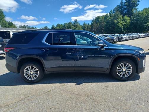 Northsky Blue Metallic 2023 Chevrolet Traverse LT Cloth
