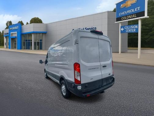 2022 Ford Transit-250 