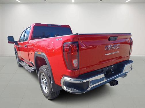 2024 GMC Sierra 2500 Pro