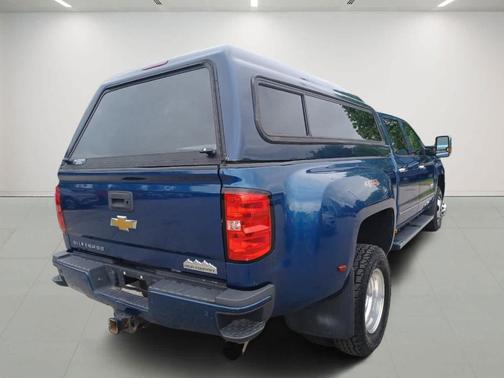 2015 Chevrolet Silverado 3500 High Country