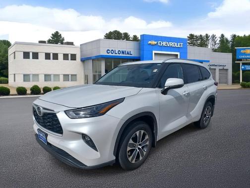 2023 Toyota Highlander XLE