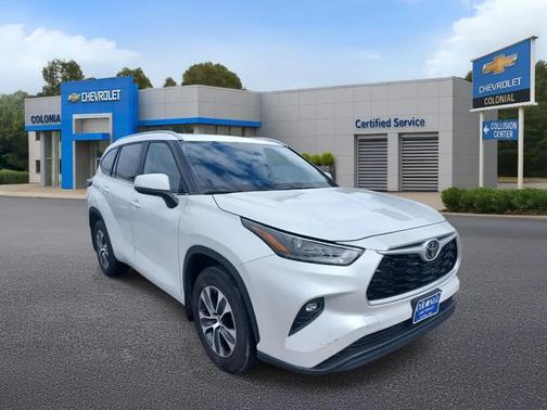 2023 Toyota Highlander XLE