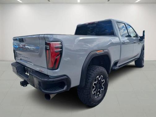 2024 GMC Sierra 2500 AT4X