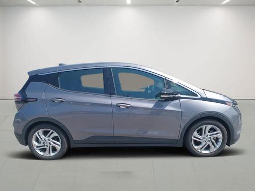 2022 Chevrolet Bolt EV 1LT