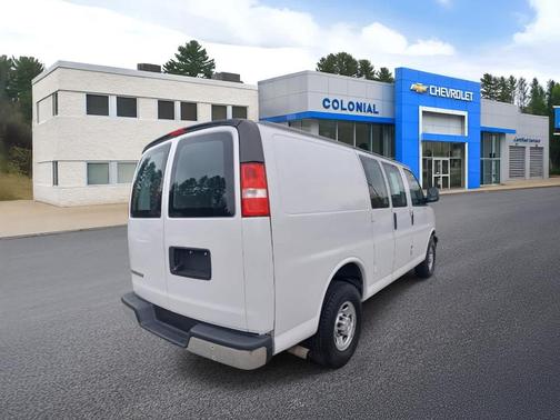 2022 Chevrolet Express 2500 Work Van