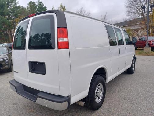 2022 Chevrolet Express 2500 Work Van