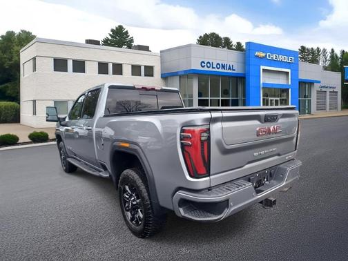 2024 GMC Sierra 2500 AT4