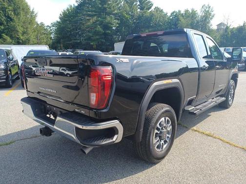 2025 GMC Sierra 2500 SLE