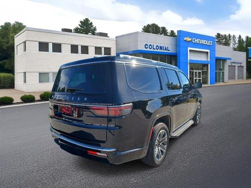 Diamond Black 2023 Jeep Wagoneer Base