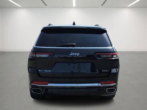 2022 Jeep Grand Cherokee L Overland