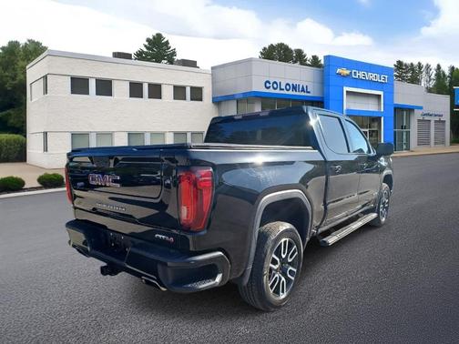 Onyx Black 2021 GMC Sierra 1500 AT4