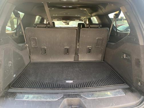 2024 Cadillac Escalade ESV Luxury