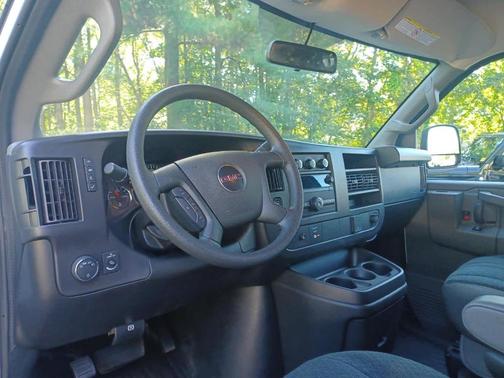 2024 GMC Savana 2500 Work Van