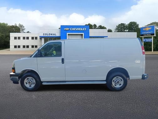 2024 GMC Savana 2500 Work Van