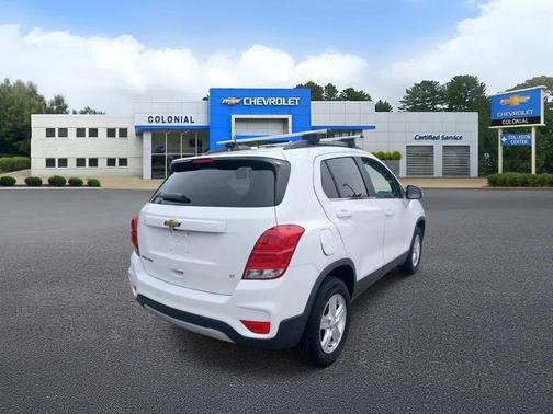 Summit White 2020 Chevrolet Trax LT