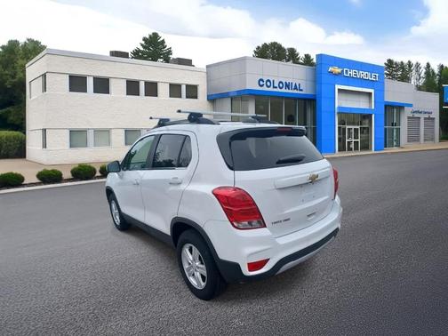 Summit White 2020 Chevrolet Trax LT