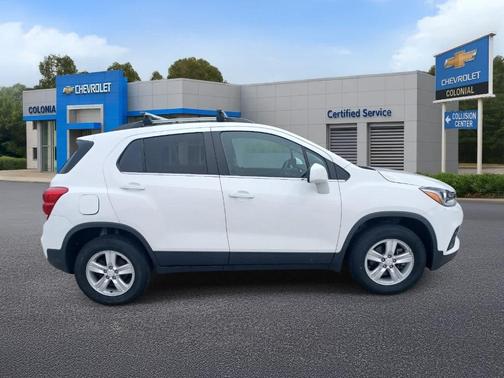 Summit White 2020 Chevrolet Trax LT