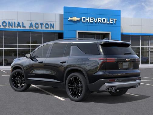 Mosaic Black Metallic 2026 Chevrolet Traverse LT