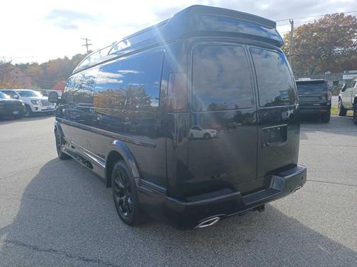 2025 Chevrolet Express 2500 Work Van