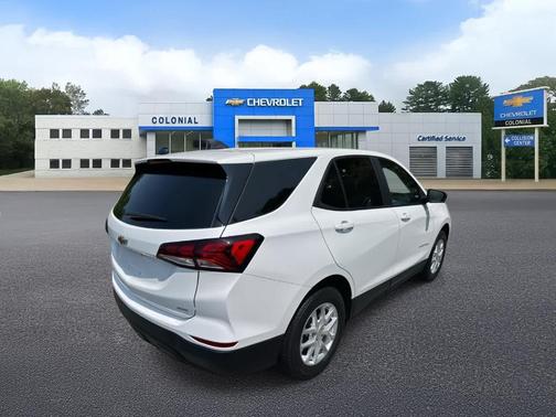 2022 Chevrolet Equinox LS