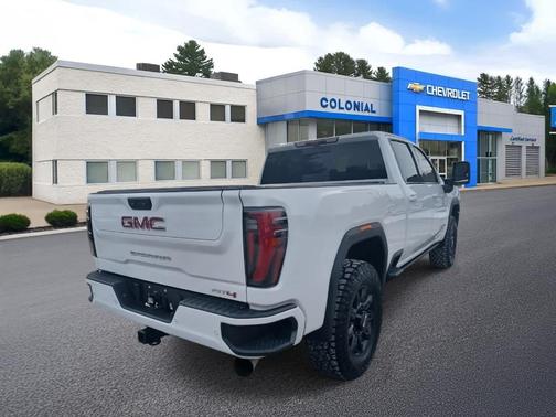 2025 GMC Sierra 2500 AT4