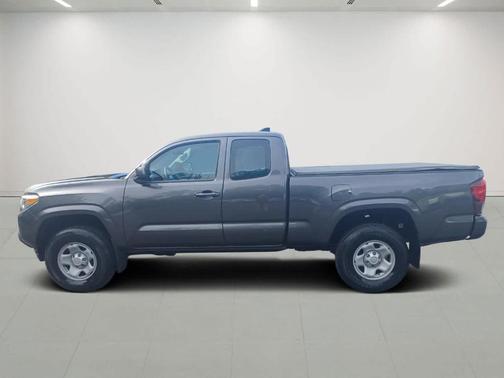 2018 Toyota Tacoma SR