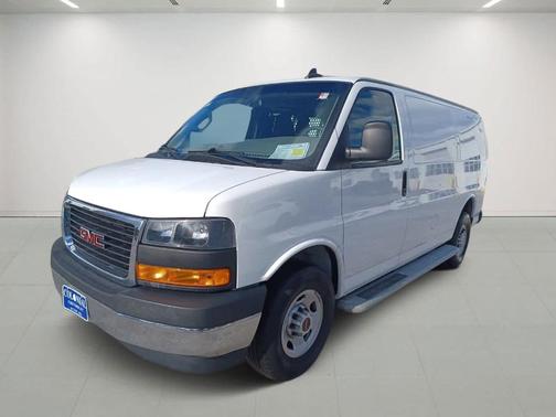 2022 GMC Savana 2500 Work Van