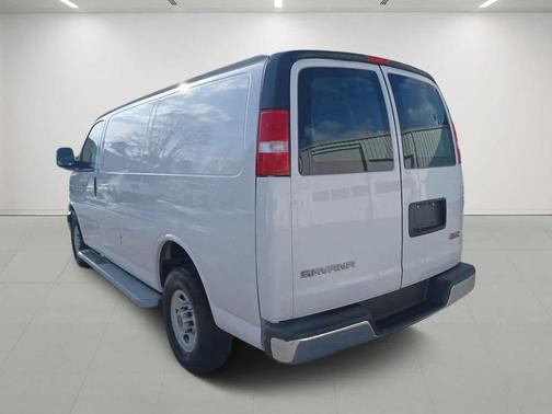 2022 GMC Savana 2500 Work Van