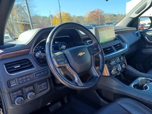 2022 Chevrolet Suburban High Country