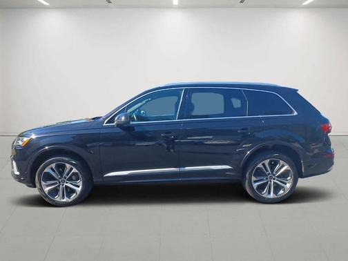 2021 Audi Q7 55 Premium Plus