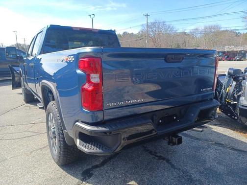 2025 Chevrolet Silverado 2500 Custom