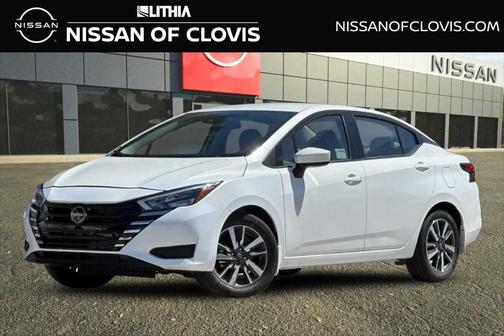 Aspen White Tricoat 2025 Nissan Versa 1.6 SV