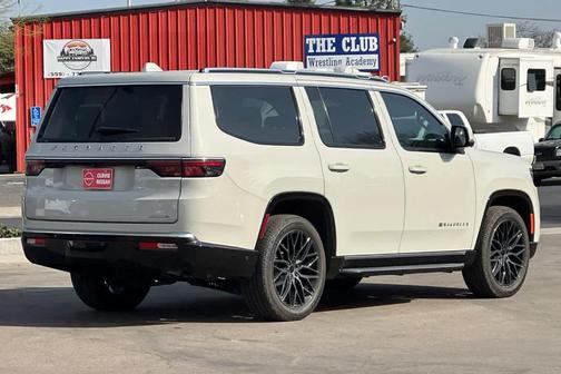 2022 Jeep Wagoneer Series II