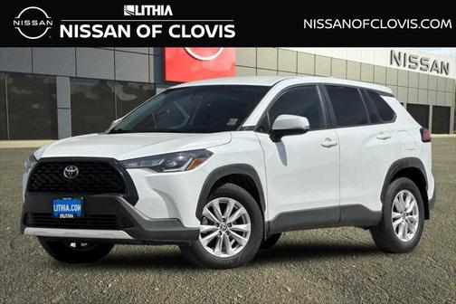 2024 Toyota Corolla Cross LE